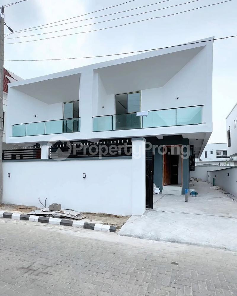 4 bedroom House for sale chevron Lekki Lagos