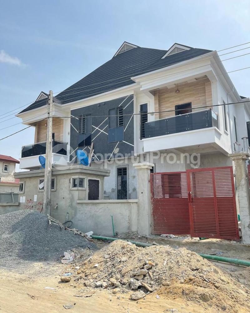 4 bedroom House for sale Second Tollgate Lekki Lagos