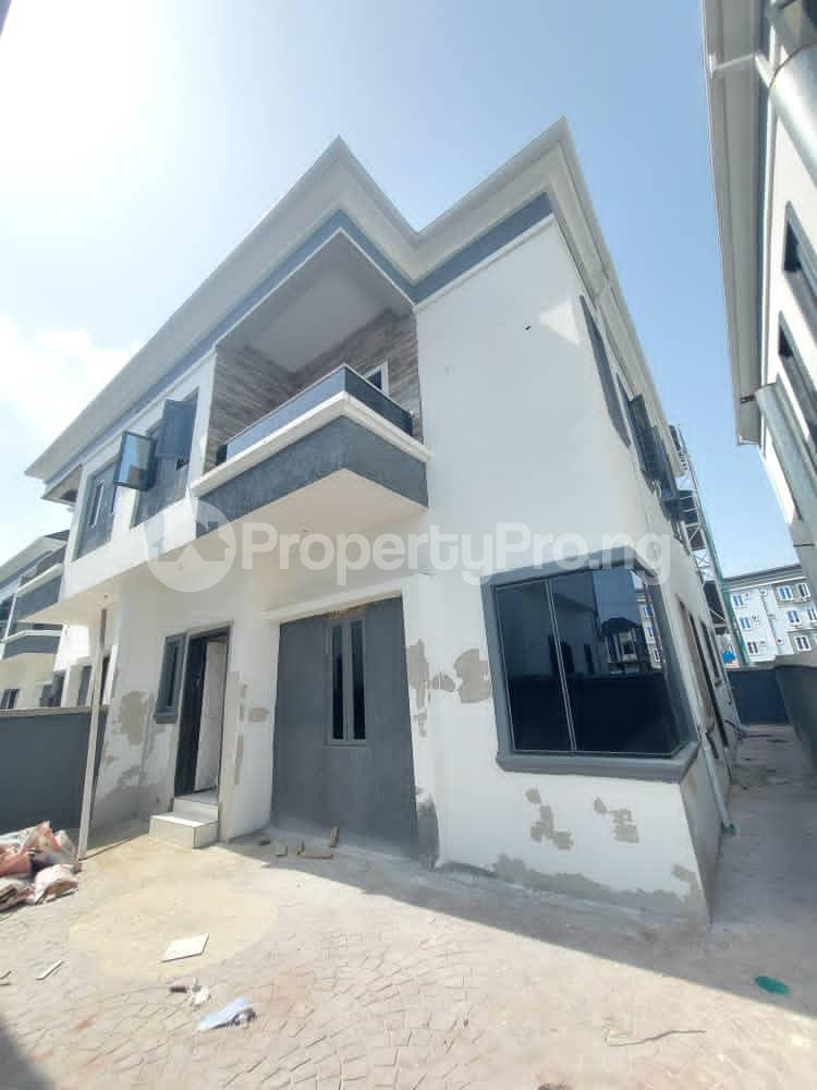 4 bedroom House for sale 2nd Toll Gate Lekki Lagos