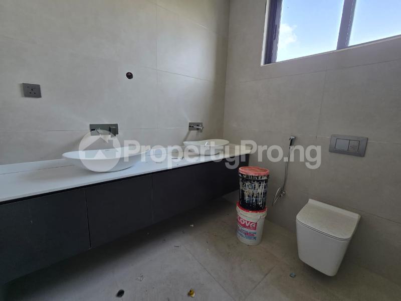 5 bedroom House for sale Cowrie Creek Estate Ikate Lekki Lagos