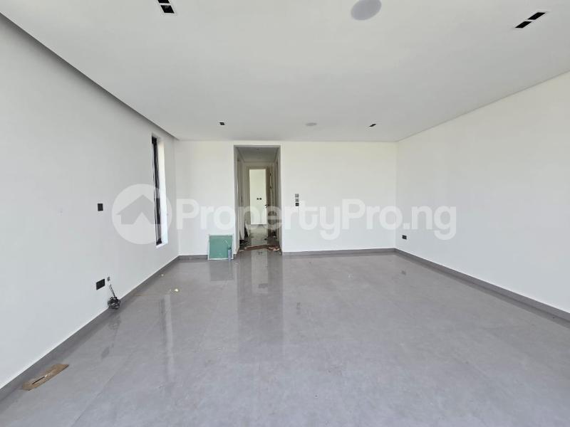 5 bedroom House for sale Cowrie Creek Estate Ikate Lekki Lagos