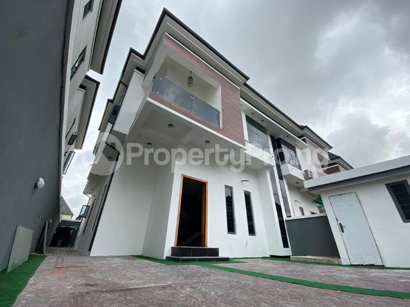 4 bedroom House for rent Chevron Alternative Route. chevron Lekki Lagos