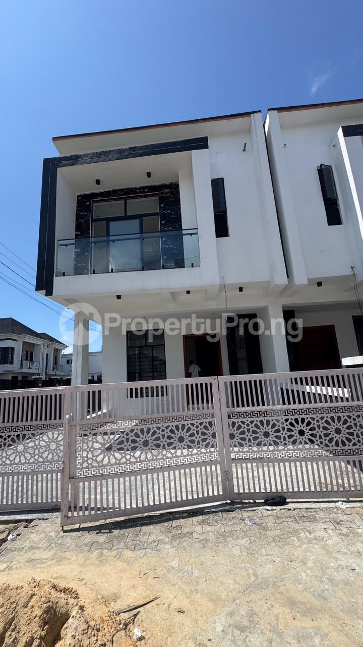 4 bedroom House for rent Ikota Gra, Accessible Through The Coastal Road And Mobile Road Ajah Ikota Lekki Lagos