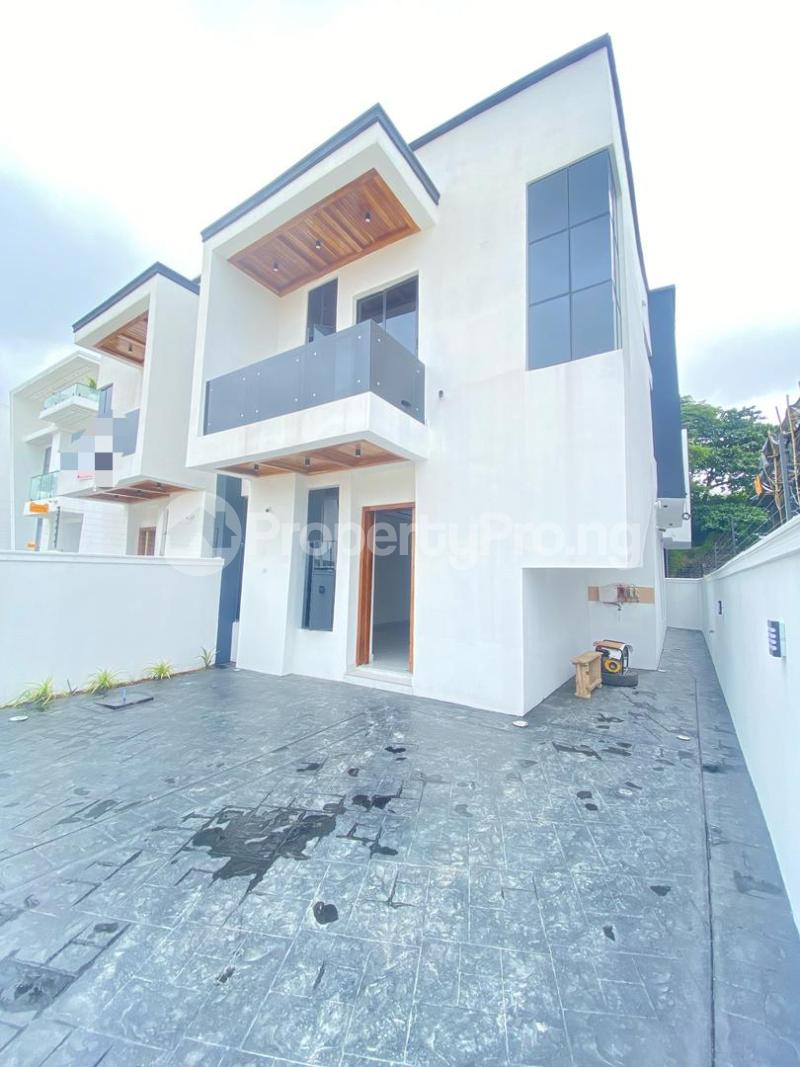4 bedroom House for sale chevron Lekki Lagos
