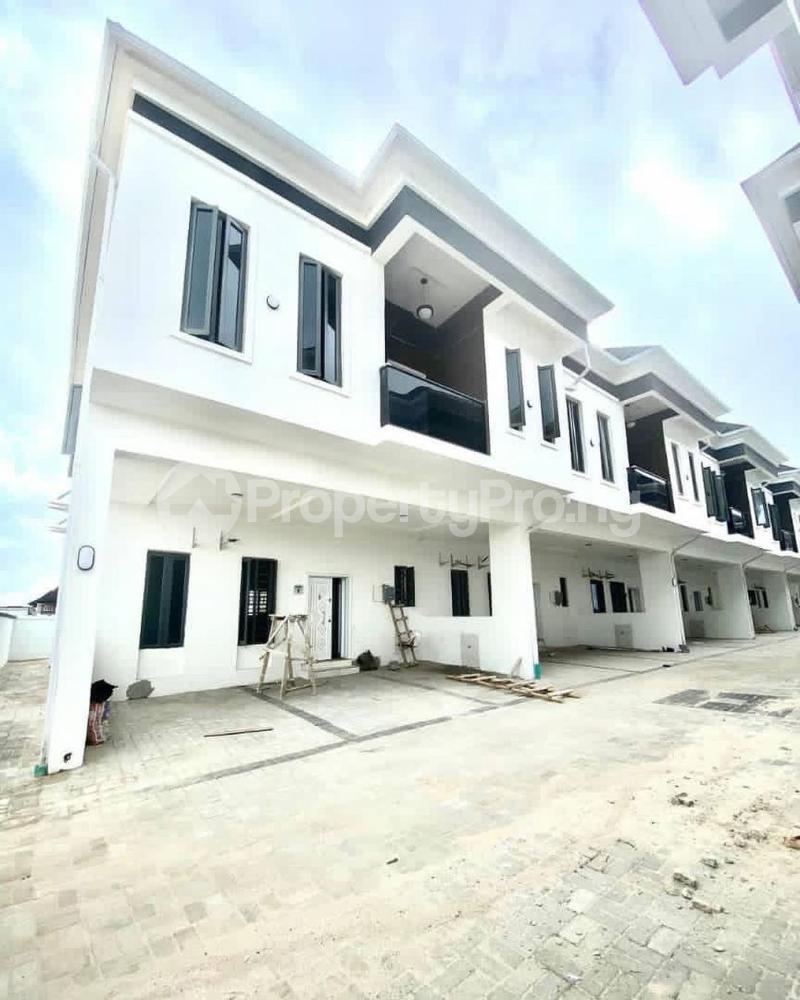 4 bedroom House for sale Second Tollgate Lekki Lagos