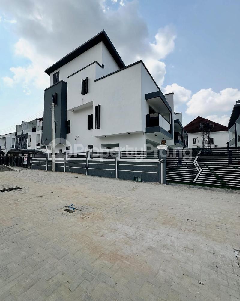 4 bedroom House for sale chevron Lekki Lagos