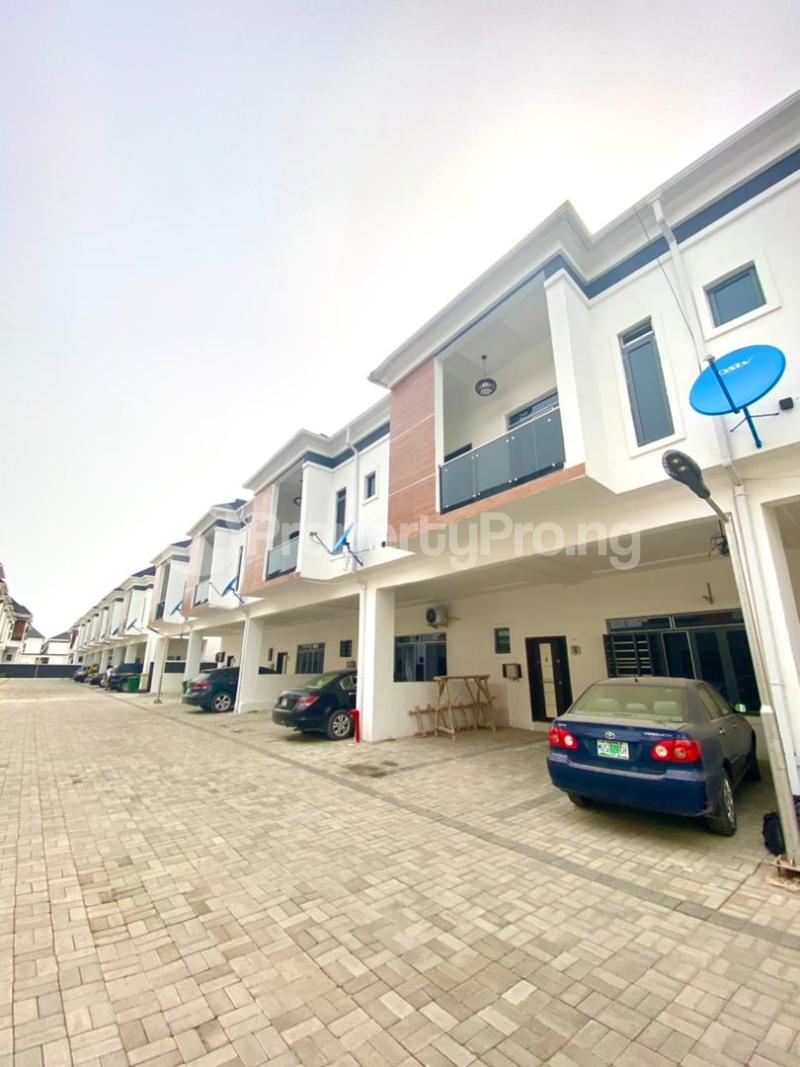 4 bedroom House for sale Second Tollgate Lekki Lagos
