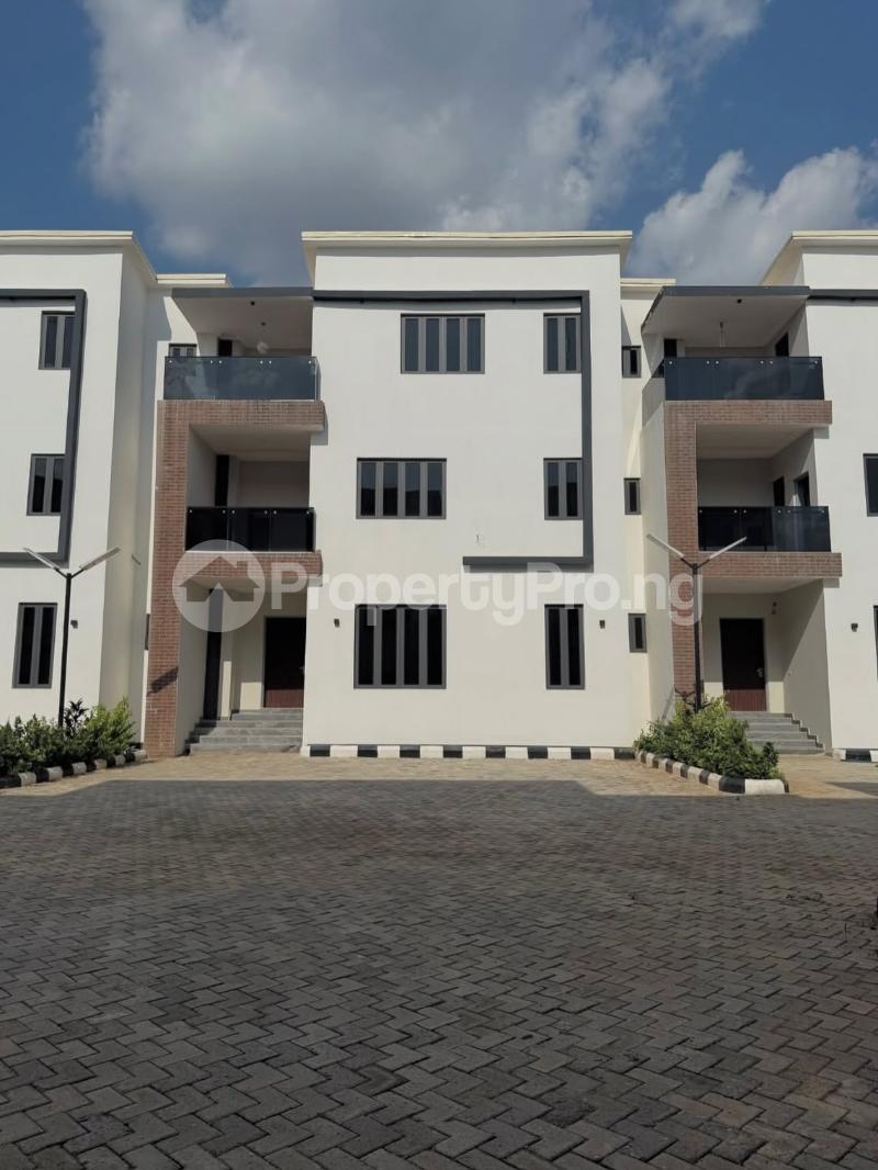 4 bedroom House for sale Life Camp Abuja