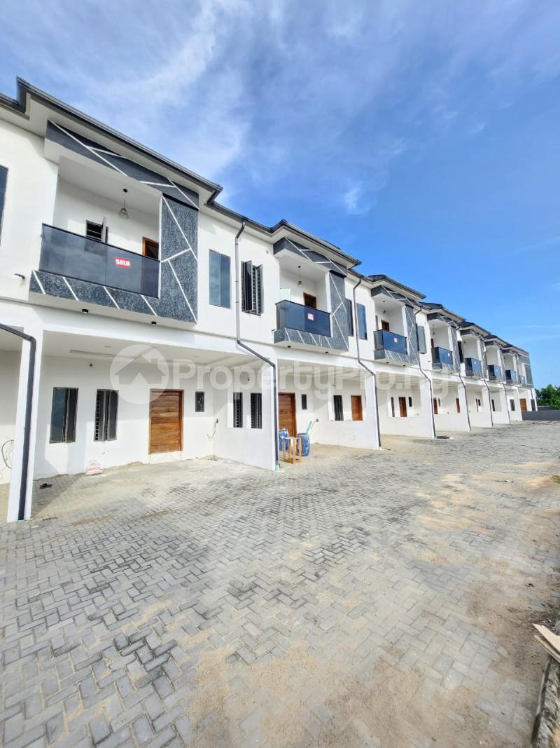 4 bedroom House for sale Orchid Road Chevron Lekki Lagos
