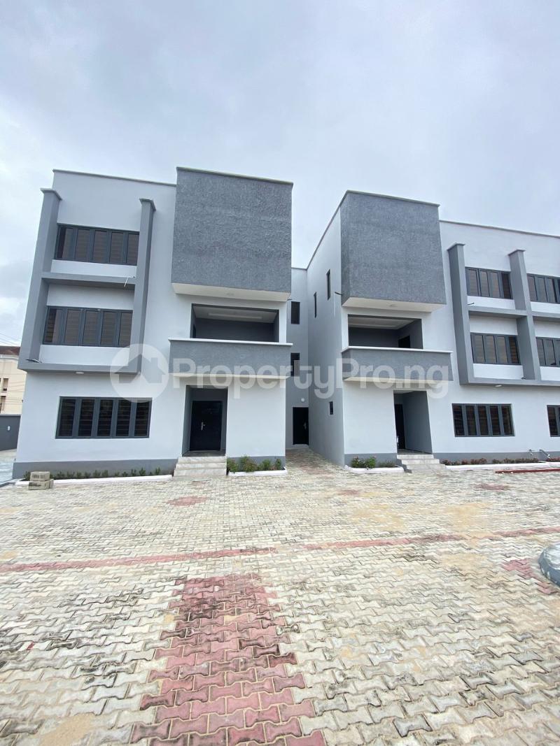 4 bedroom House for sale Ologolo Lekki Lagos