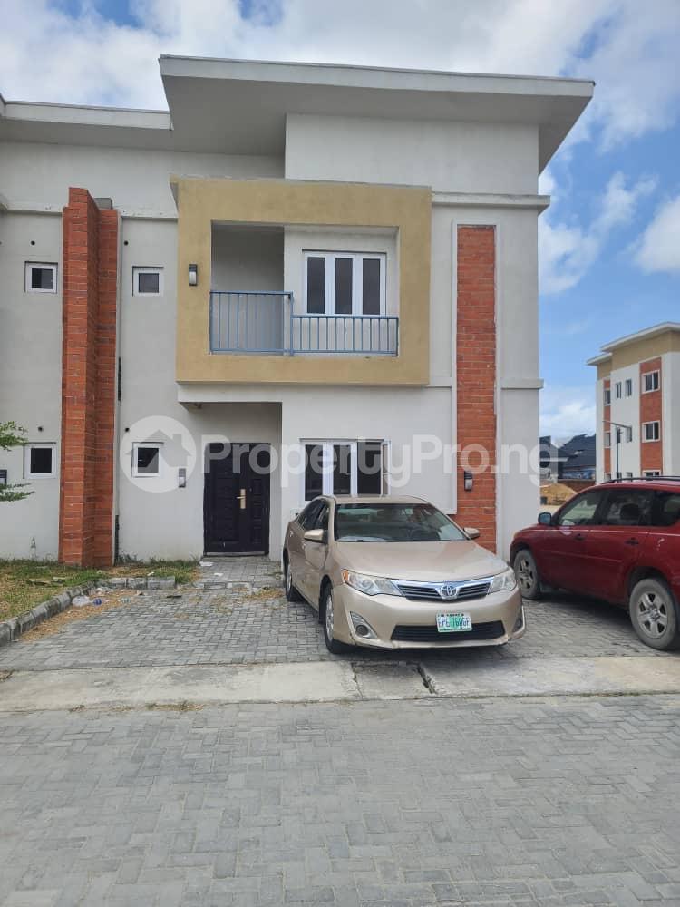 4 bedroom House for rent Estate Abraham adesanya estate Ajah Lagos
