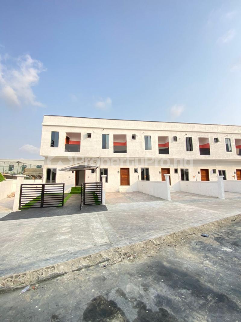 4 bedroom House for sale By Lbs Off Lekki-Epe Expressway Ajah Lagos