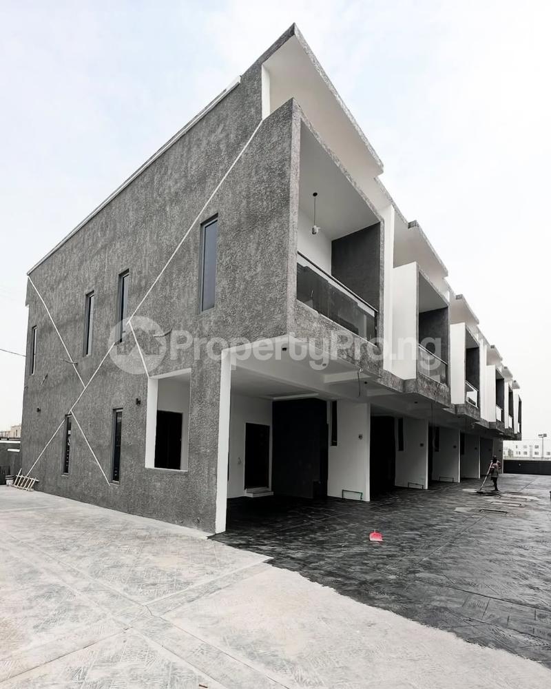 4 bedroom House for sale Ikota Lekki Lagos
