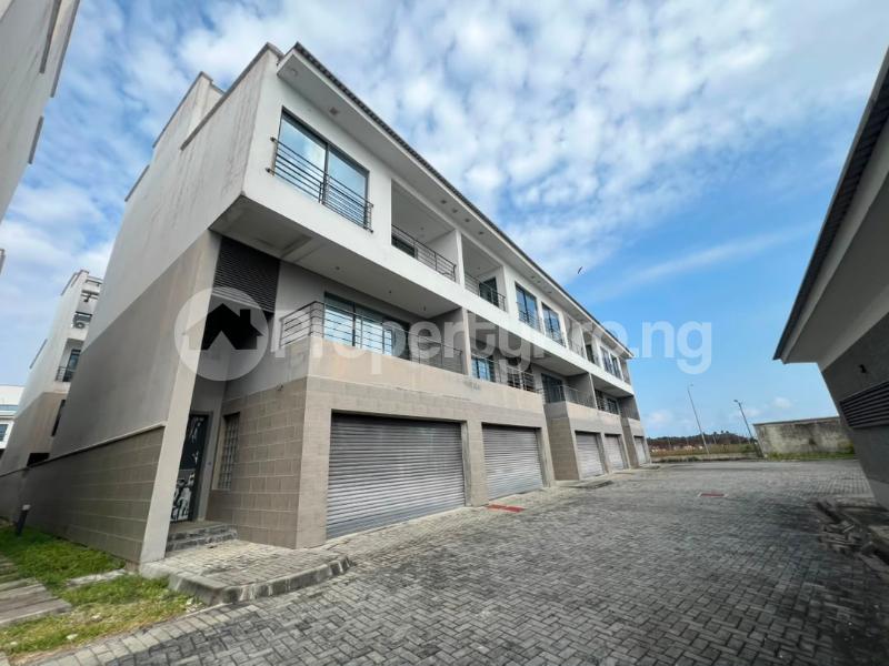 4 bedroom House for rent Twin Lake Chevron Lekki Lagos
