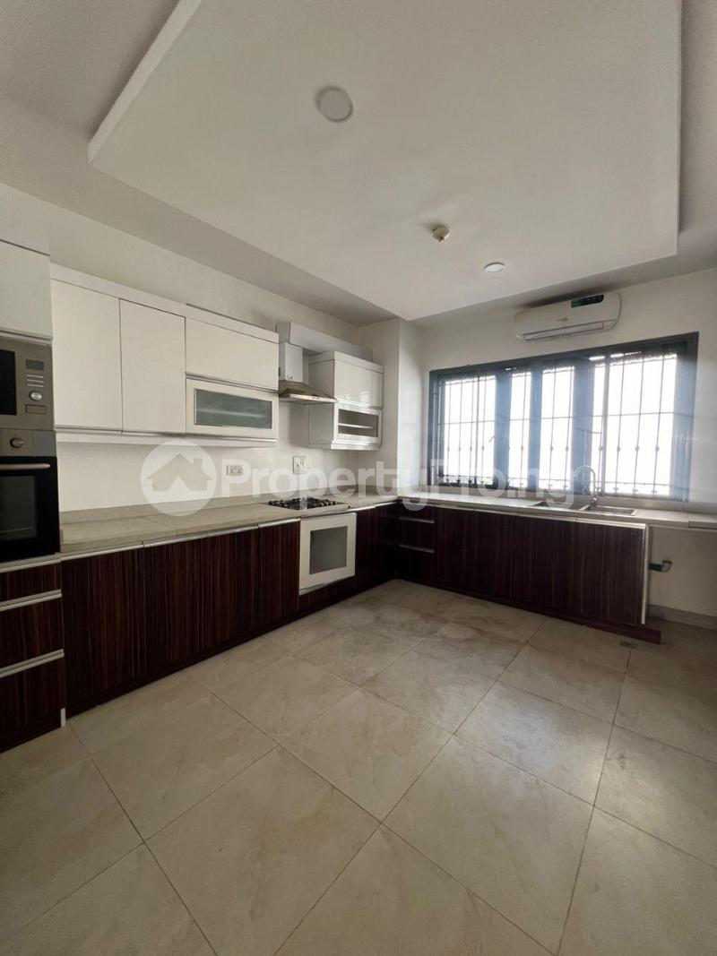 4 bedroom House for rent Banana Island Ikoyi Lagos