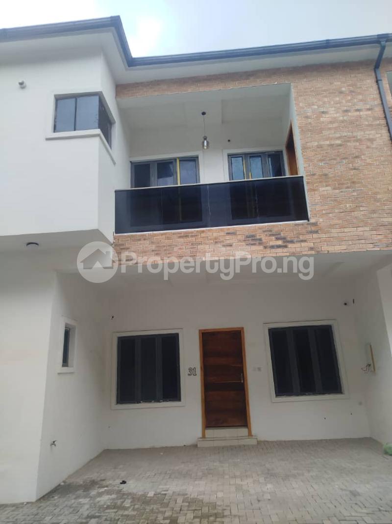 4 bedroom House for sale Applewood 2 Estate, Off Orchid Road chevron Lekki Lagos