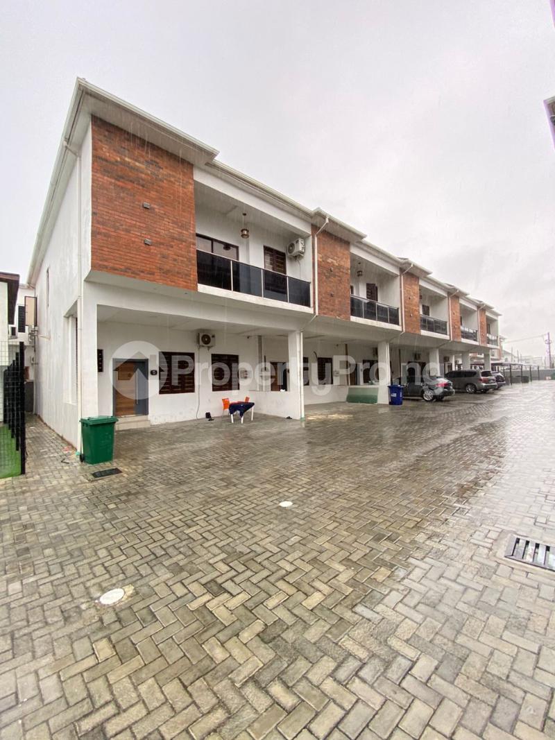 4 bedroom House for sale Chevron Axis orchid Lekki Lagos