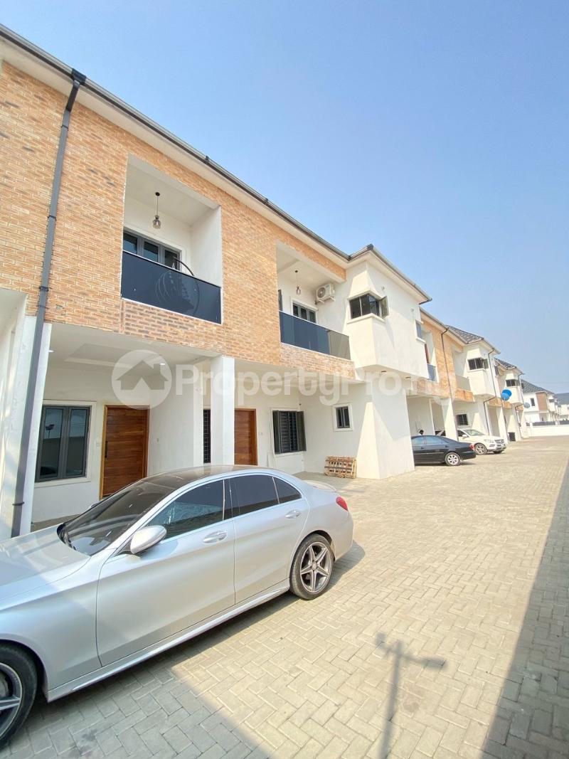4 bedroom House for sale orchid Lekki Lagos