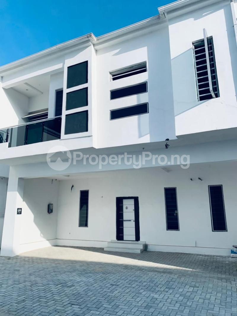 4 bedroom House for rent Orchid Road, chevron Lekki Lagos