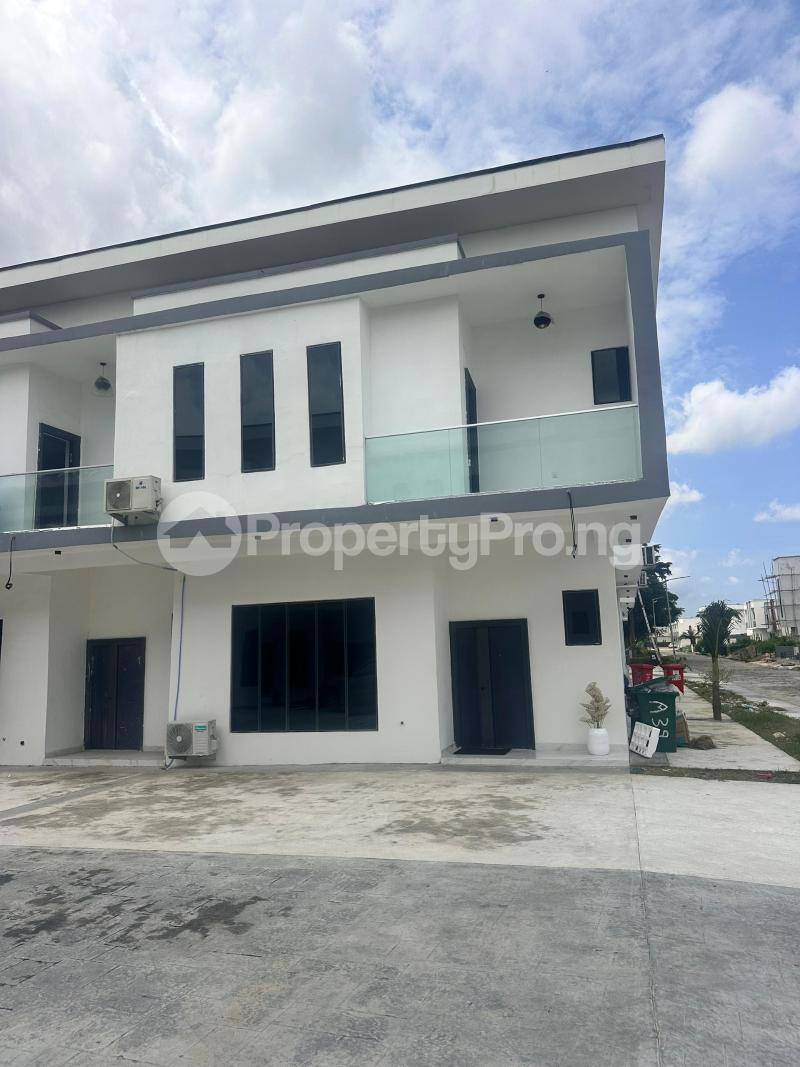 4 bedroom House for rent Lekki Lagos