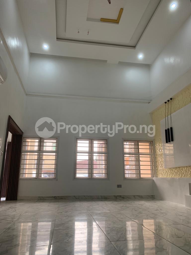 6 bedroom House for sale Gwarinpa Abuja