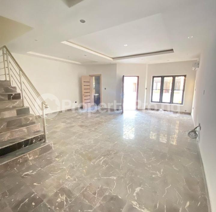 4 bedroom House for rent Off Admiralty Lekki Phase 1 Lekki Lagos