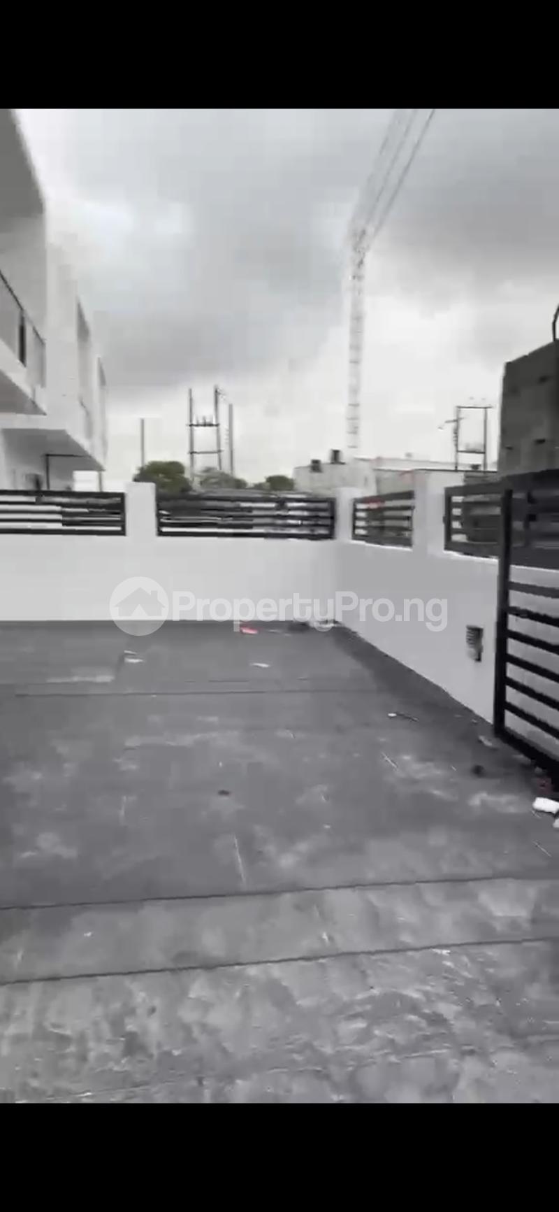 4 bedroom House for rent Ado Road Ajah Lagos