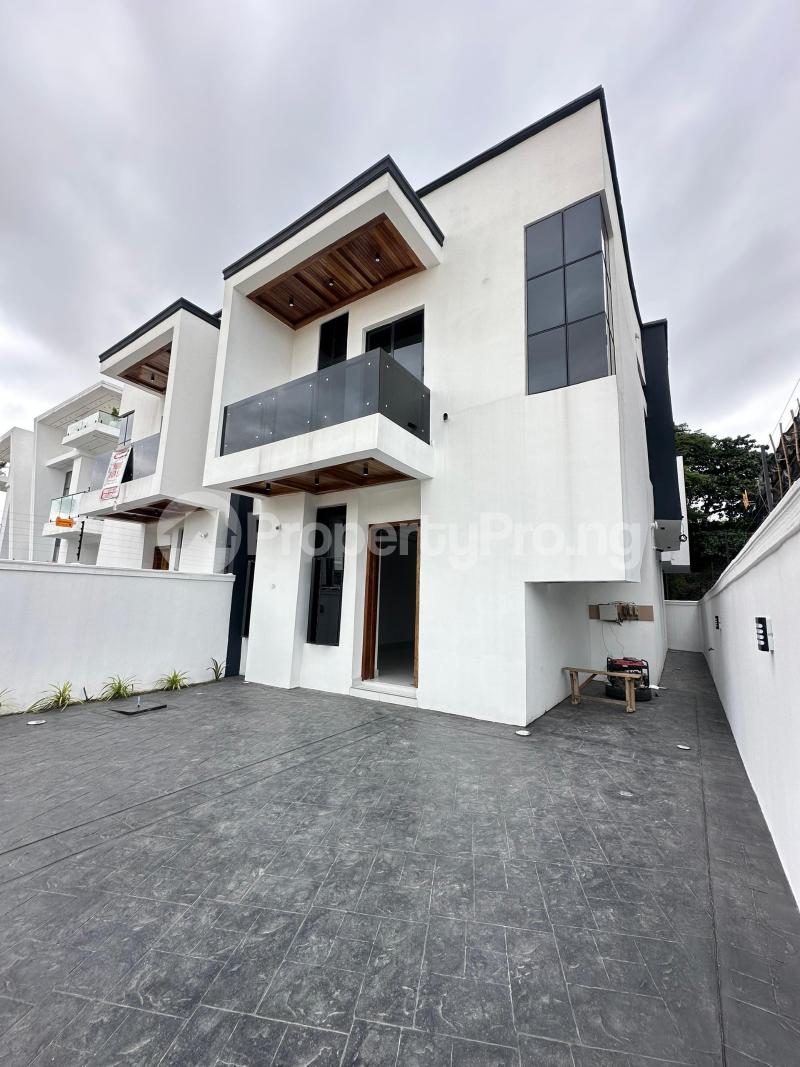 4 bedroom House for sale Chevron Extension Lekki Lagos