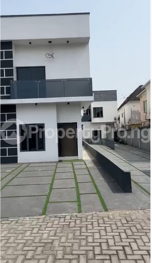 4 bedroom House for rent Thomas estate Ajah Lagos