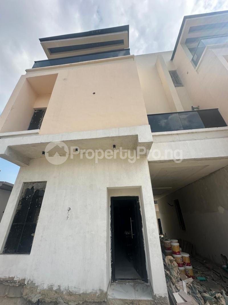 4 bedroom House for rent Millenuim/UPS Gbagada Lagos