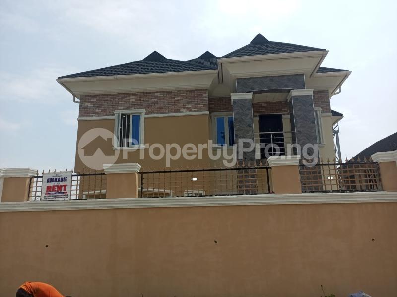 4 bedroom House for rent Bafaj Crescent Opposite Royal Park Hotel, Ogunfayo. Awoyaya Ajah Lagos