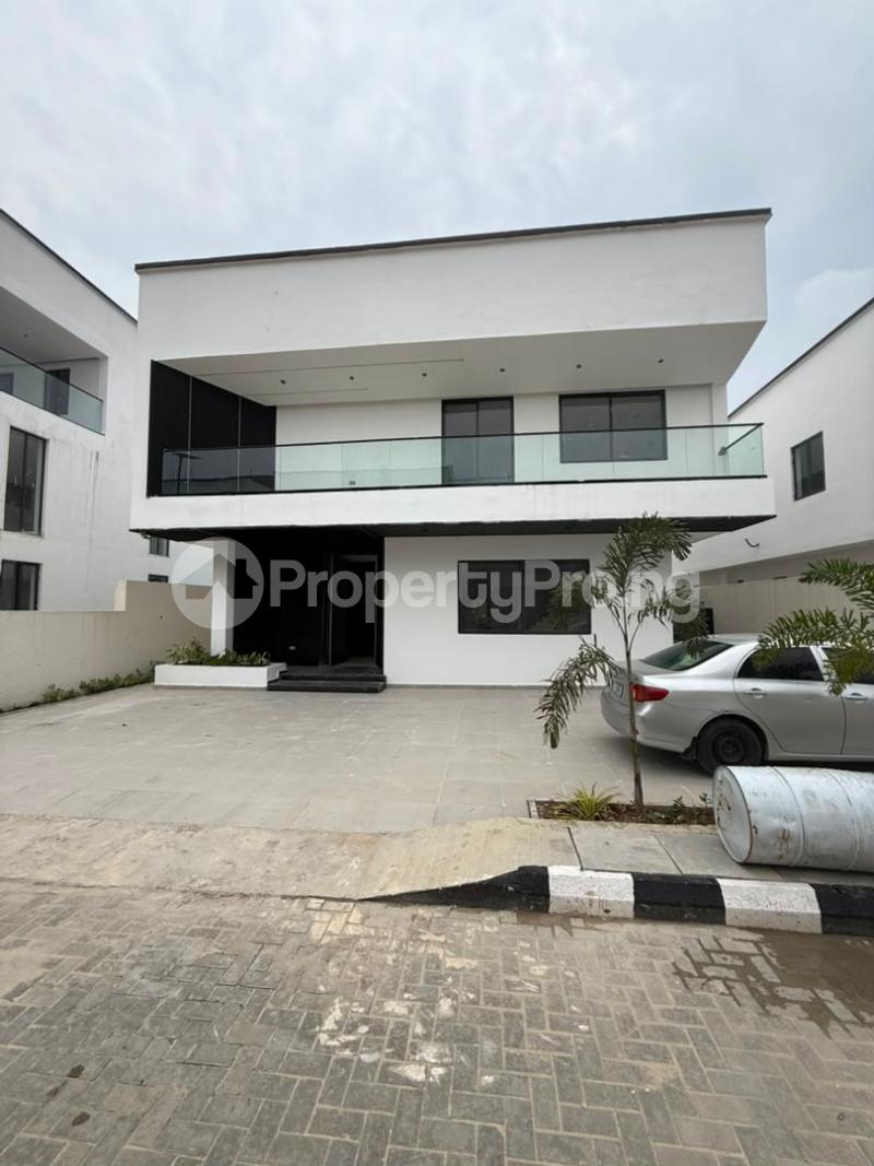 4 bedroom Flat / Apartment for sale Lekki Phase 1 Lekki Lagos