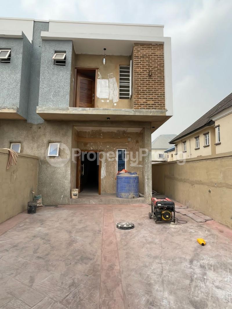 4 Bedroom House in Magodo GRA Phase 1 Ojodu Lagos House for sale in ojodu House in ojodu 4