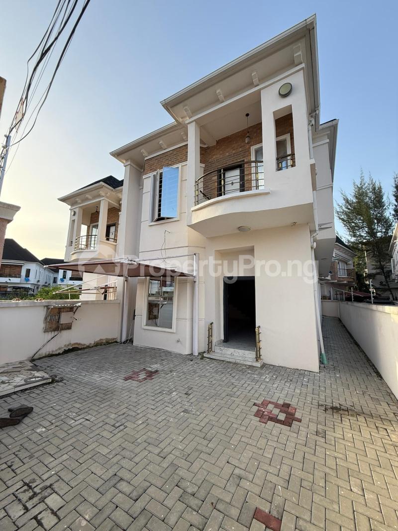4 bedroom Flat / Apartment for sale Ikota Lekki Lagos