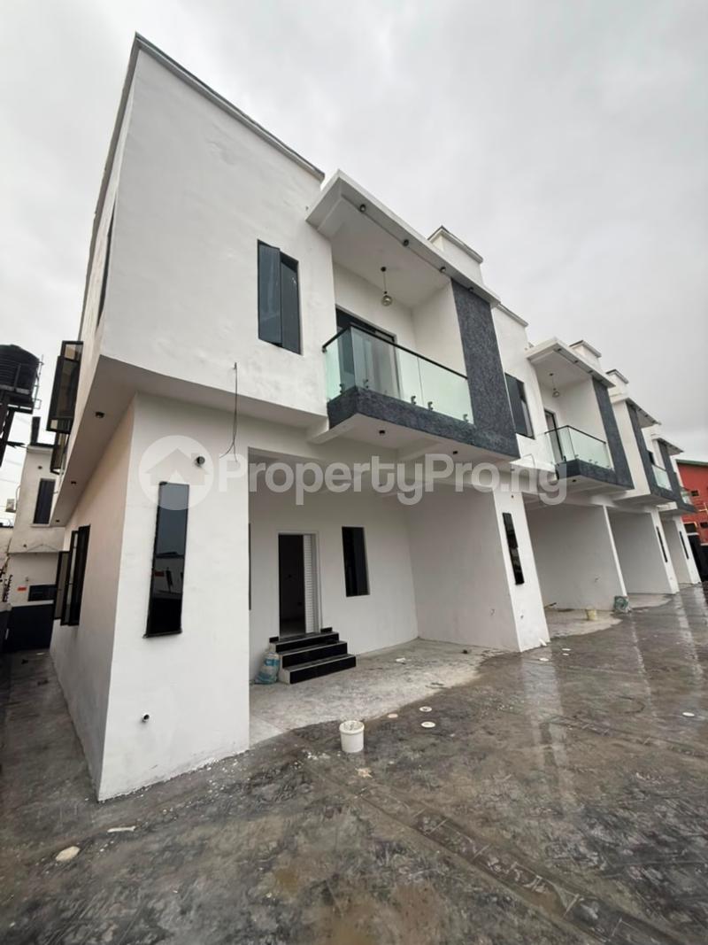 4 bedroom Flat / Apartment for sale Sangotedo Ajah Lagos