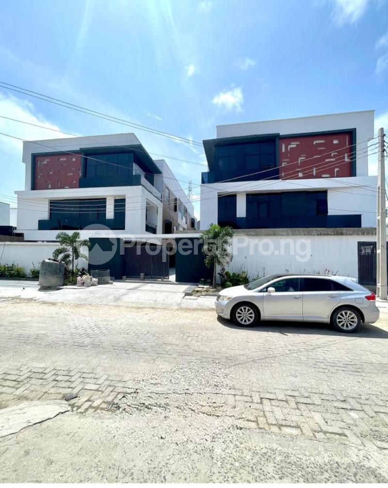 4 bedroom House for sale Lekki Lagos