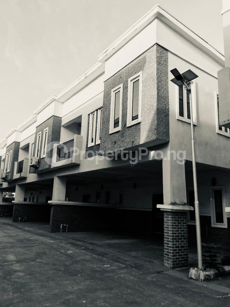 4 bedroom House for rent Ikota Lekki Lagos