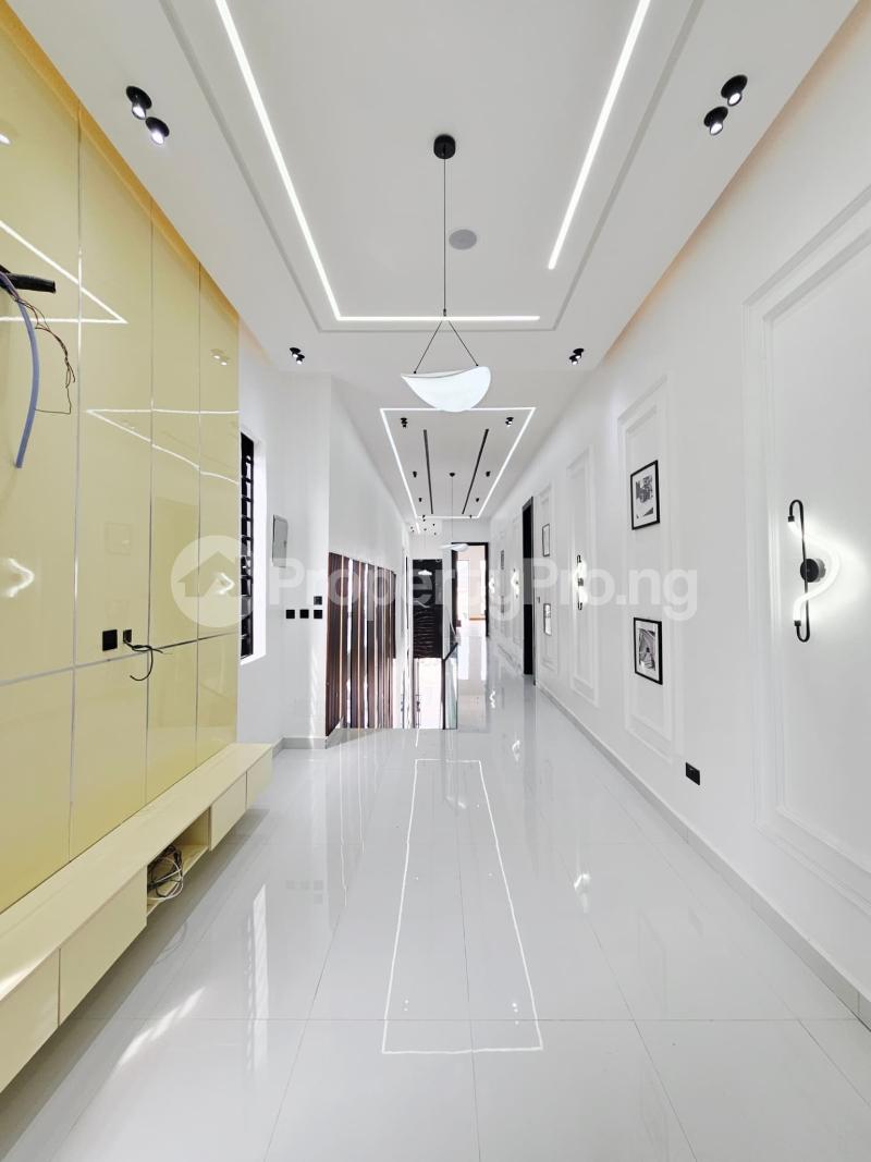 5 bedroom House for sale Chevron Lekki Lagos