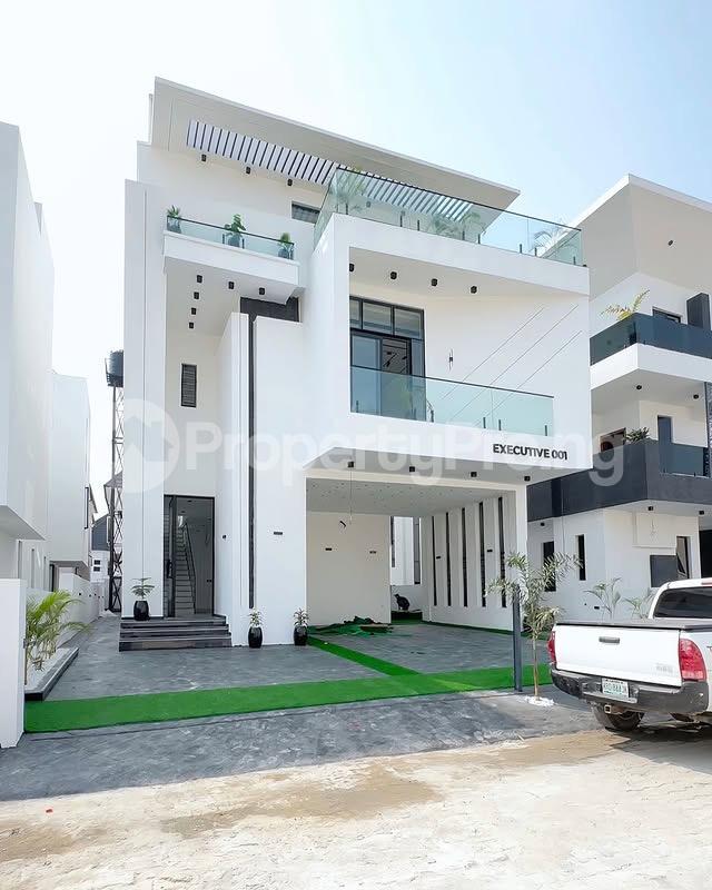 5 bedroom House for sale chevron Lekki Lagos