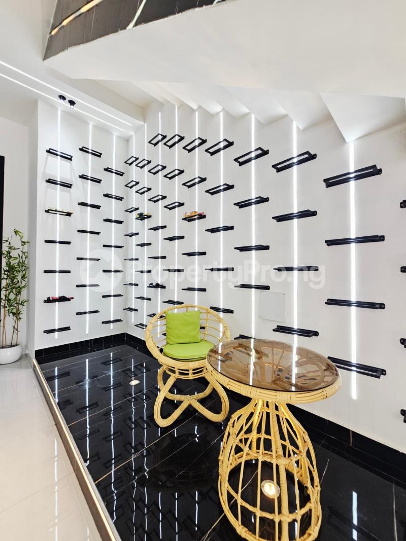 5 bedroom House for sale Chevron Lekki Lagos