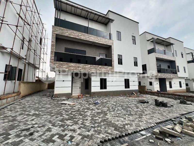 5 bedroom House for sale Guzape Abuja