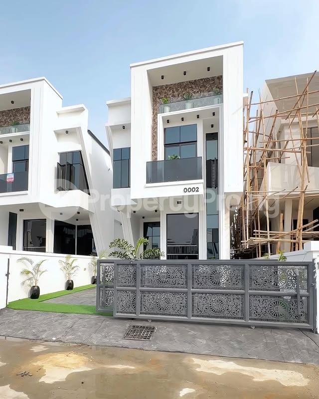 5 bedroom House for sale chevron Lekki Lagos