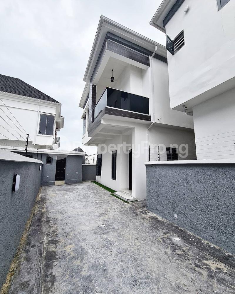 5 bedroom House for sale 2nd Tollgate Lekki Lagos