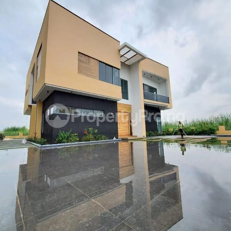 5 bedroom House for sale chevron Lekki Lagos