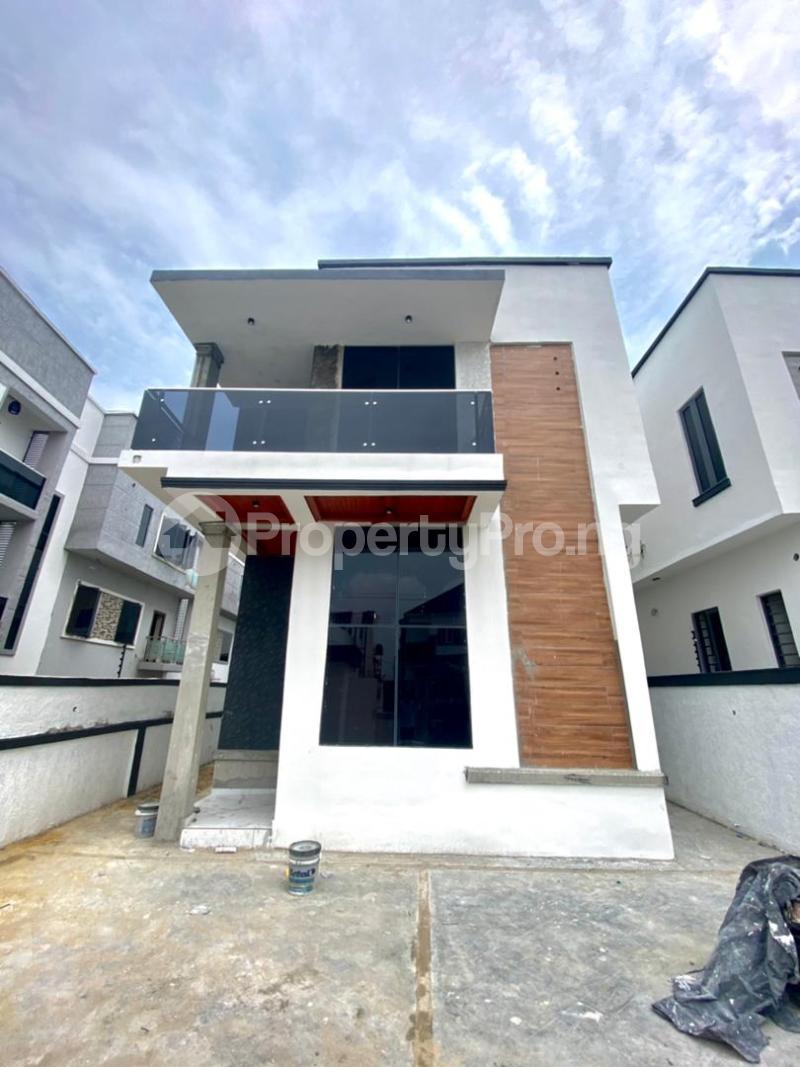 5 bedroom House for sale Bera/bakare Estate Lekki Lagos