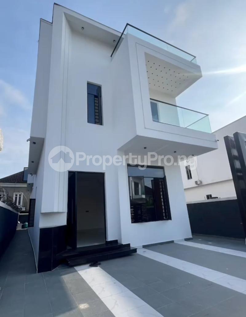 5 bedroom House for sale Victory Estate Thomas estate Ajah Lagos