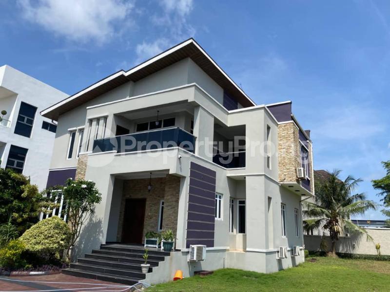 5 bedroom House for sale Pinnock Beach Estate Osapa london Lekki Lagos