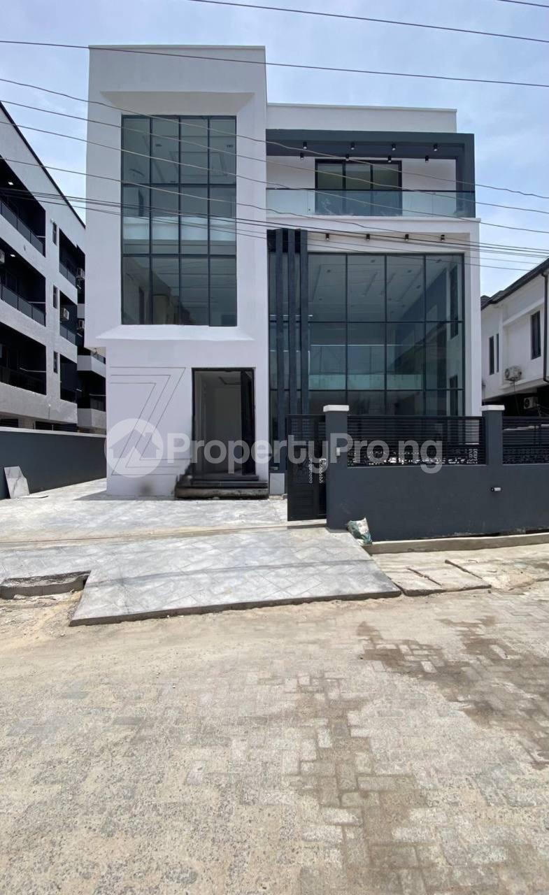 5 bedroom House for sale Ologolo Lekki Lagos