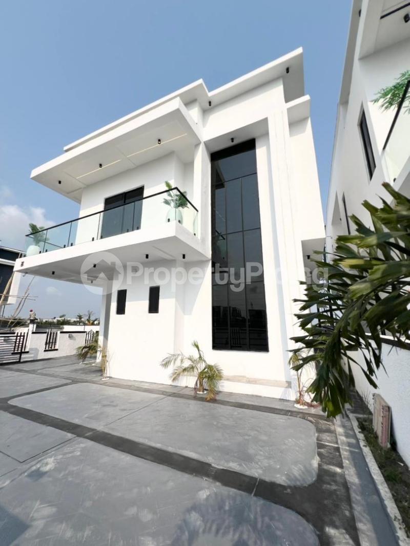 5 bedroom House for sale Ado Road Ajah Lagos