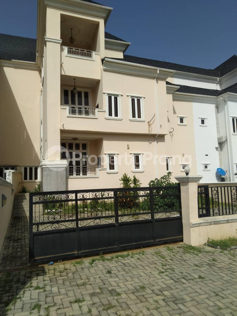 5 bedroom House for sale Guzape Abuja